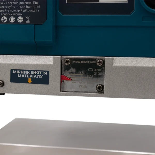 006973