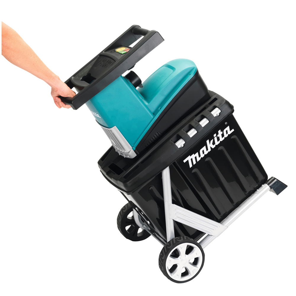 UD2500_makita31